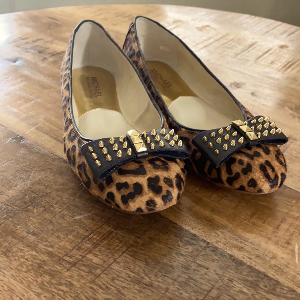 Leopard print flats